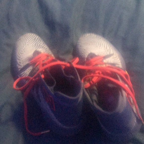 Kawhi  Leonard shoes used barely size 7 - Picture 2 of 2